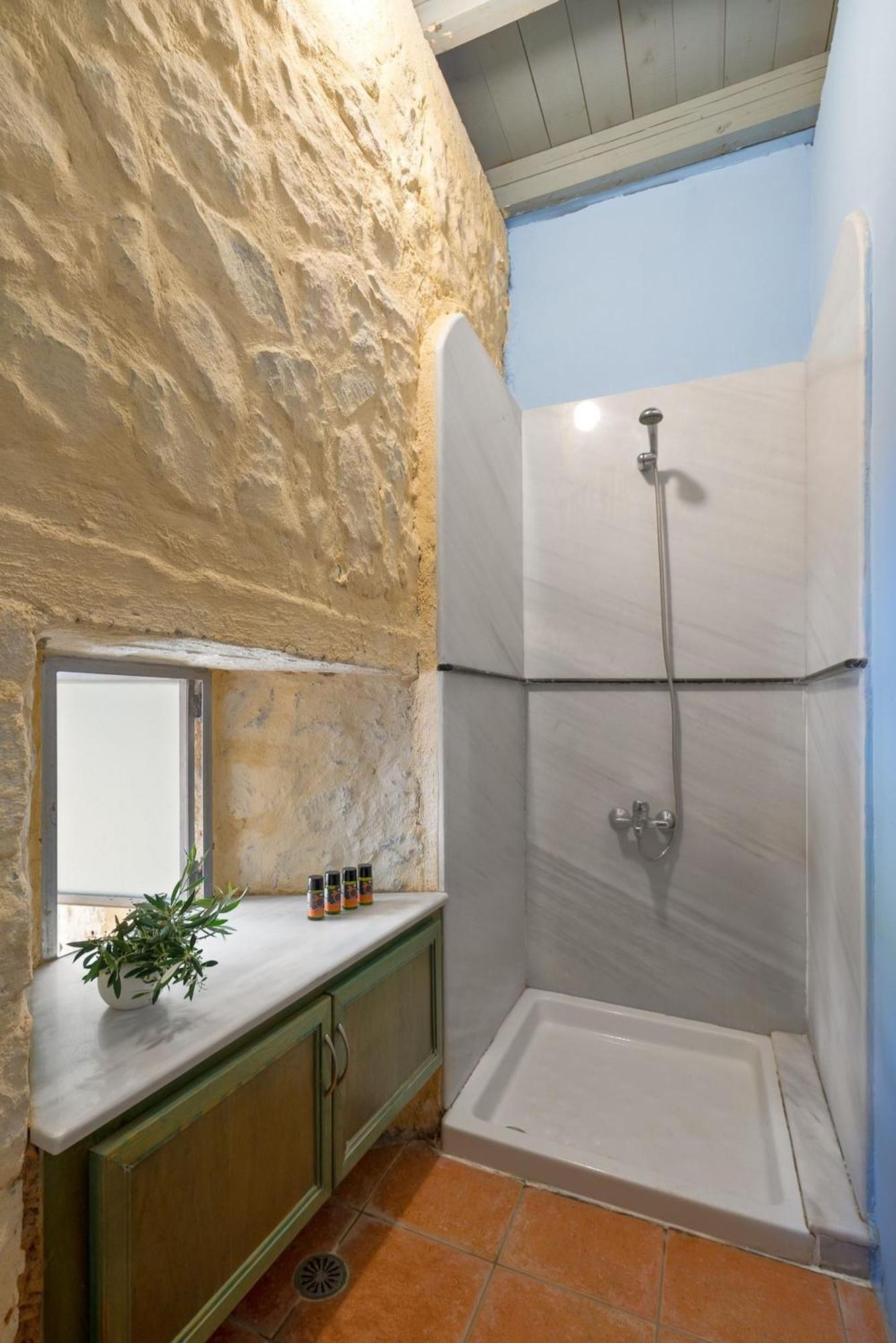 Villa Mediterranea, With Heated Pool Livadia  Exterior photo