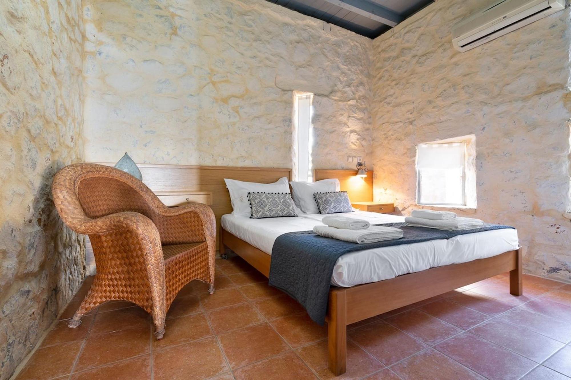 Villa Mediterranea, With Heated Pool Livadia  Exterior photo
