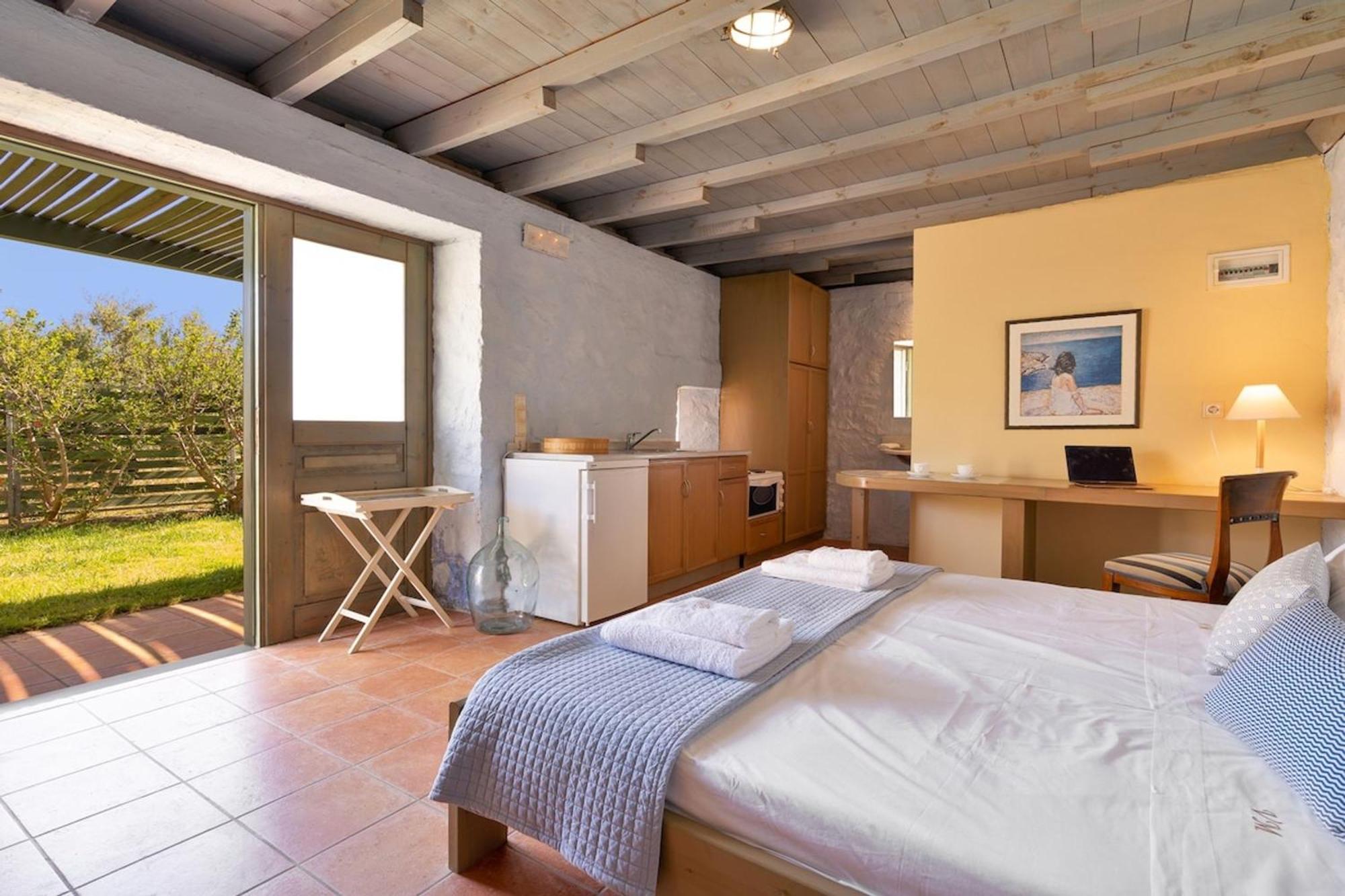 Villa Mediterranea, With Heated Pool Livadia  Exterior photo